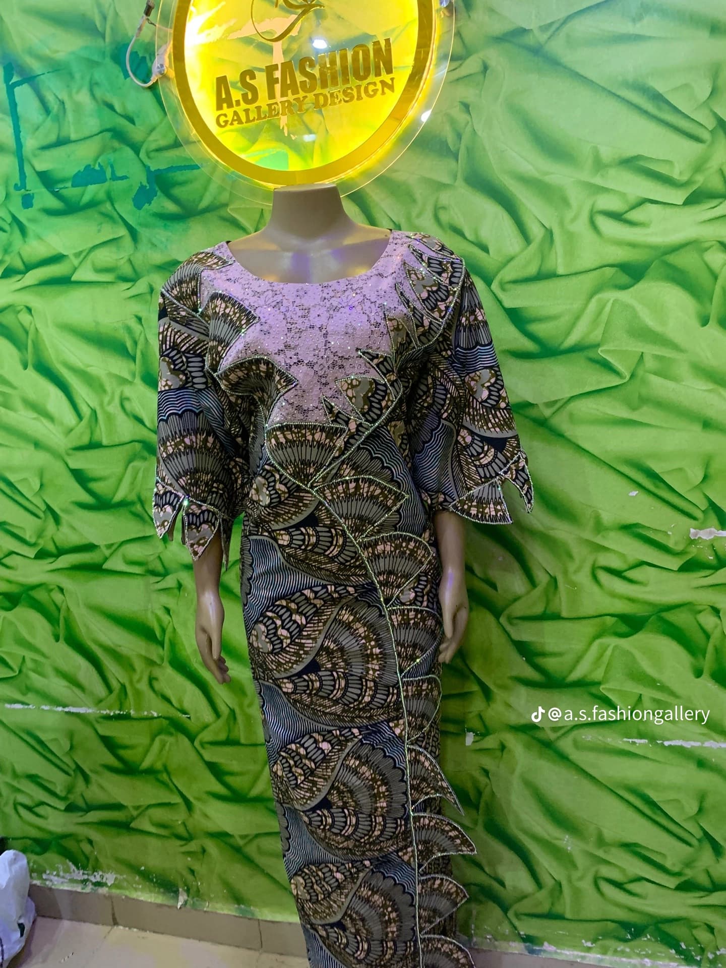 Chiroma fashion textiles  gallery 74